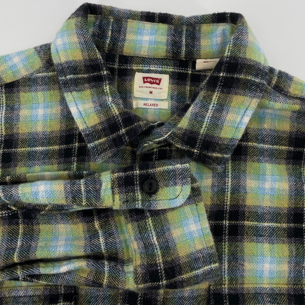 Levis Men's Relaxed Fit Flannel Shirt Green Blue Black Plaid Size M Button Down